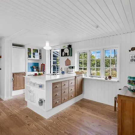 Ferienhaus Neija - 800m From The Sea By Interhome *